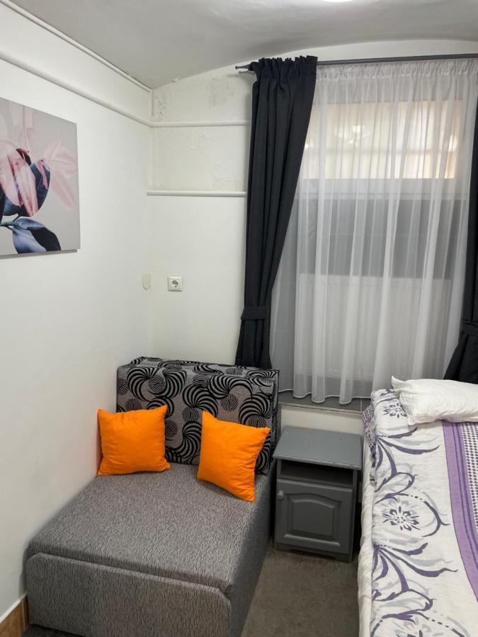 Centrum Wellness Hostel ديبريتْسين المظهر الخارجي الصورة